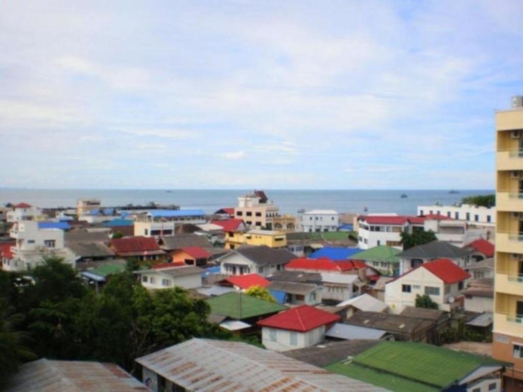 Sukwilai Hotel HHQ Buitenkant foto