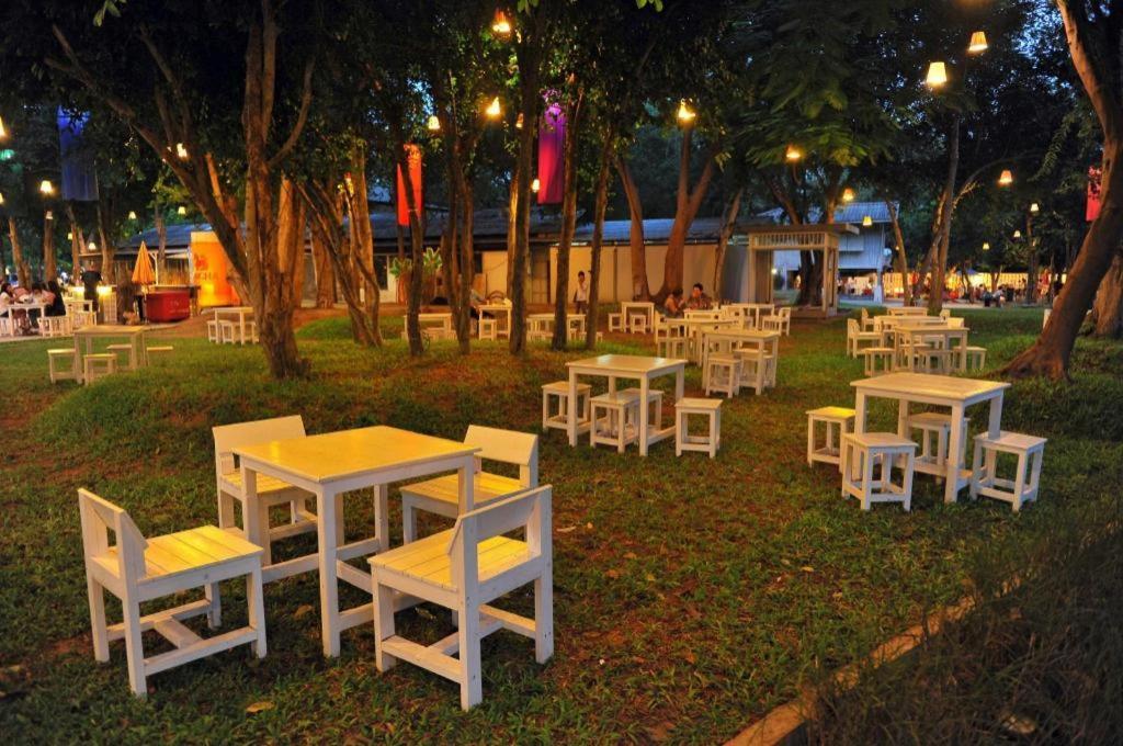 Sukwilai Hotel HHQ Buitenkant foto